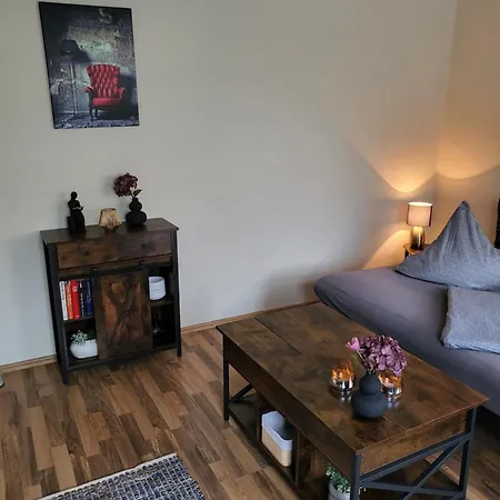 Finja, Apartman *